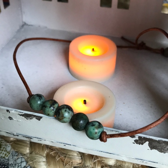 Boho Artisan Genuine Turquoise & Leather Necklace - Picture 6 of 8